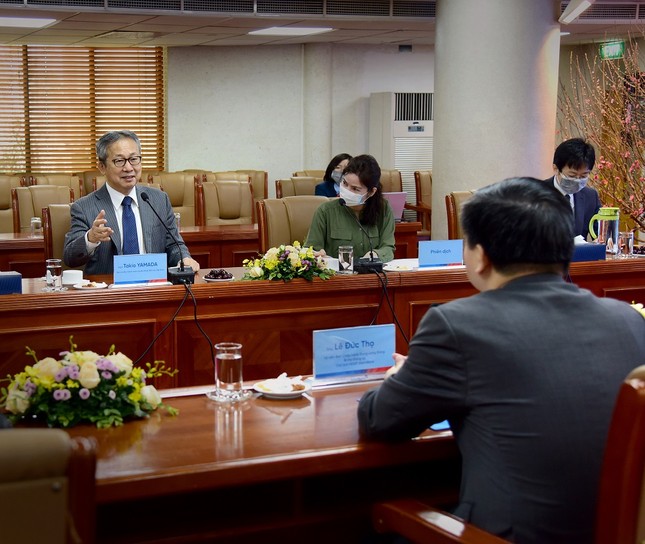 Đại sứ Đặc mệnh toàn quyền Nhật Bản thăm và làm việc tại VietinBank ảnh 3