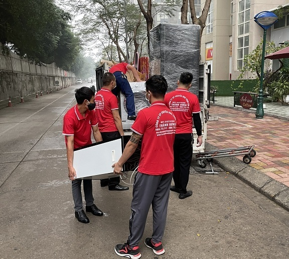 Taxi tải Thành Hưng cho thuê xe tải 1 tấn chở hàng chất lượng ảnh 1
