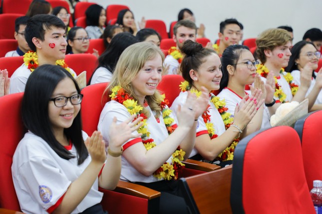Góc nhìn đa chiều về chương trình quốc tế học tại Việt Nam ảnh 5