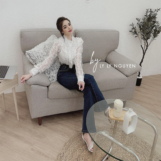 Thời trang Ly Ly Nguyen ấn tượng cùng phong cách trẻ trung, hiện đại ảnh 2