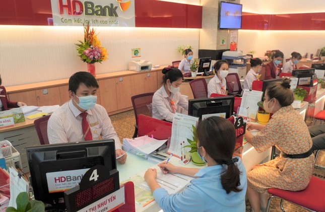 HDBank nhận giải Top 10 ngân hàng có khối lượng giao dịch ngoại hối hàng đầu Việt Nam ảnh 1