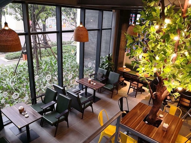 Lựa chọn các mẫu ghế cafe hiện đại cho không gian quán cafe ảnh 1