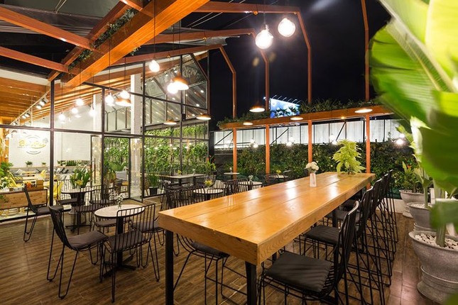 Lựa chọn các mẫu ghế cafe hiện đại cho không gian quán cafe ảnh 4