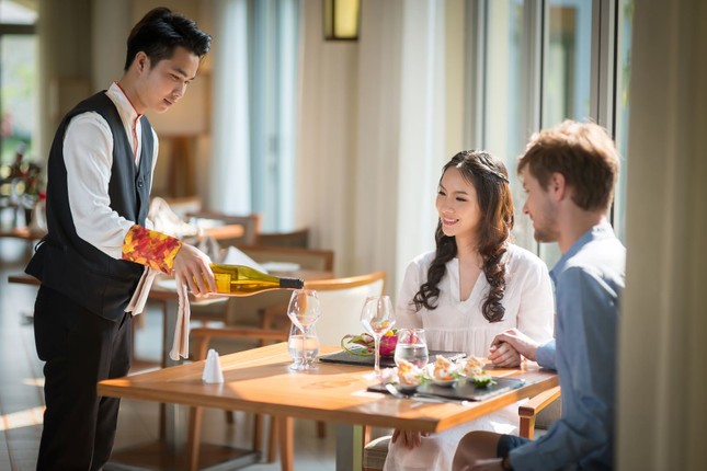 Nghe Bằng Kiều Minh Tuyết hát lời tình yêu và tận hưởng loạt combo ưu đãi khó chối từ ảnh 2