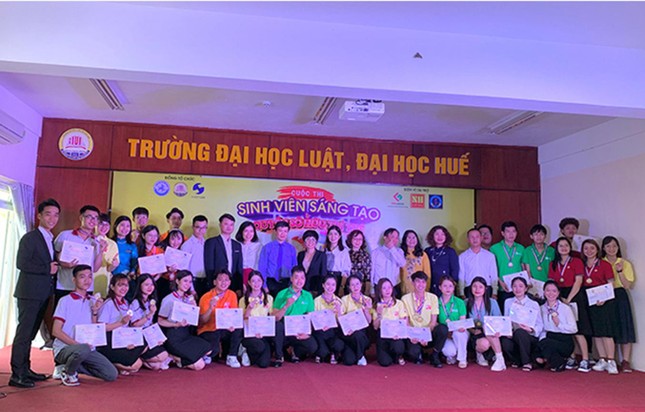 ĐH Duy Tân giành giải Nhì cuộc thi “Sinh viên Sáng tạo và Quyền Sở hữu Trí tuệ” năm 2021 Anh-2-bai-pr-1145