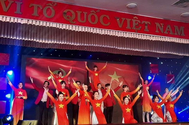 Nhiều trường ĐH tham gia Hội diễn văn nghệ “Việt Nam –Vững niềm tin chiến thắng” ảnh 1