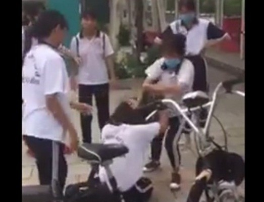 Đã xác minh được nhóm bạn đánh hội đồng nữ sinh trường THCS ảnh 1