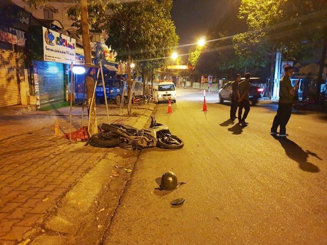 Tai nạn lúc nửa đêm, 2 thanh niên tử vong tại chỗ ảnh 2