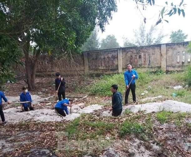 Tuổi trẻ khu vực biên giới dọn khu cách ly đón kiều bào ảnh 7