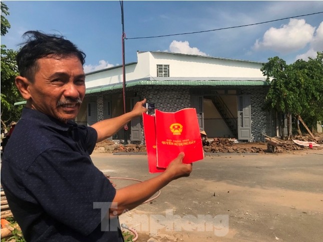 Bị tố ‘giữ’ tiền đền bù của dân 12 năm, nguyên Chủ tịch phường nói gì? ảnh 1