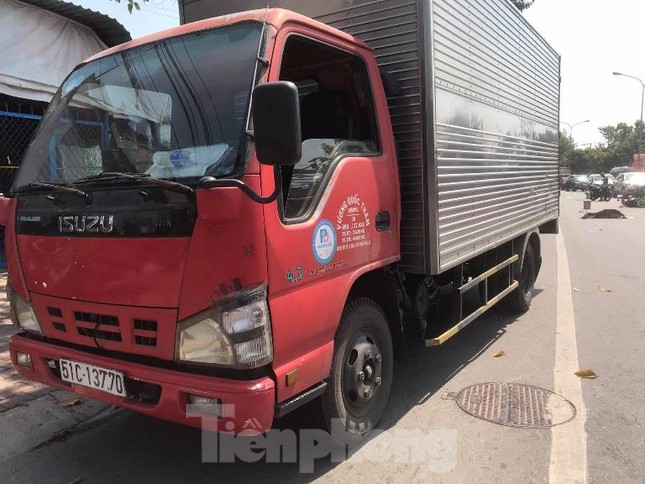 Va chạm với xe tải, hai 2 ông cháu tử vong ảnh 2