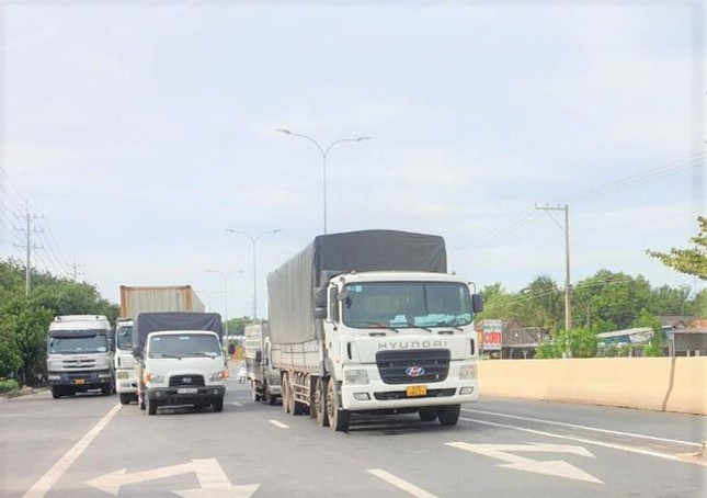 Địa phương cuối cùng vùng Đông Nam bộ tháo chốt kiểm dịch liên tỉnh ảnh 1