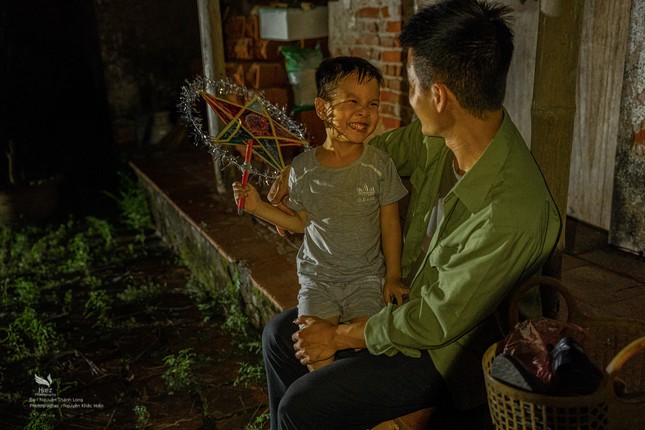 ‘Trung thu nhất định ba sẽ về’ - bộ ảnh cảm động của nhiếp ảnh gia 9x ảnh 14