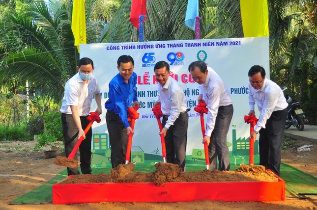 Bến Tre thực hiện trên 400 công trình, phần việc vì cộng đồng ảnh 1
