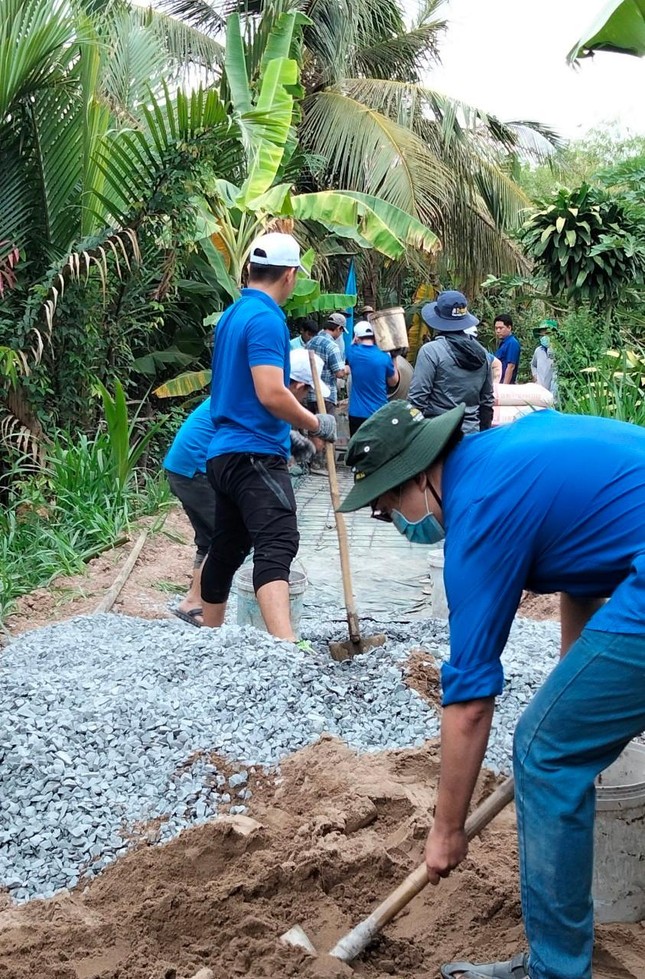 Hàng trăm công trình, phần việc ý nghĩa phục vụ người dân ảnh 2
