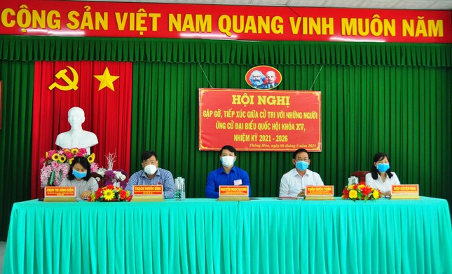 Tiếp tục quan tâm chế độ chính sách cho cán bộ bán chuyên trách cấp cơ sở ảnh 1
