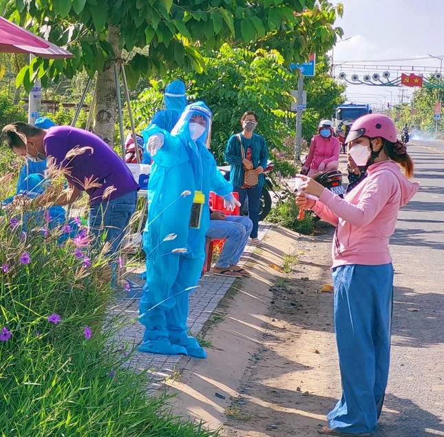 Doanh nghiệp ở Sóc Trăng gửi đơn đòi Việt Á hoàn trả tiền chênh lệch kit xét nghiệm ảnh 1