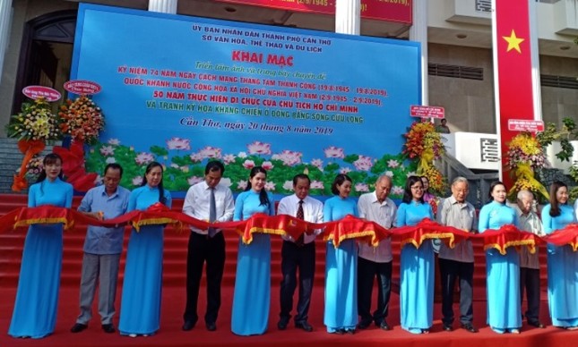 Cần Thơ triển lãm ảnh 50 năm thực hiện Di chúc của Bác ảnh 4