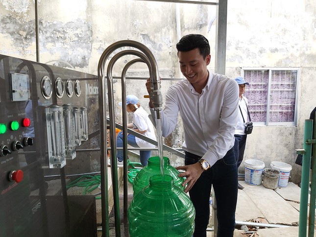 Tặng 3 hệ thống máy lọc nước nhiễm mặn Makano tại Cà Mau, Kiên Giang ảnh 4