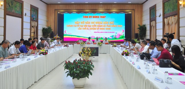 Ông Lê Minh Hoan vẫn điều hành Đại hội Đảng bộ tỉnh Đồng Tháp ảnh 1