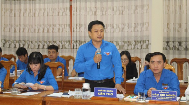 Chú trọng phát triển nguồn nhân lực trong giai đoạn mới ảnh 2
