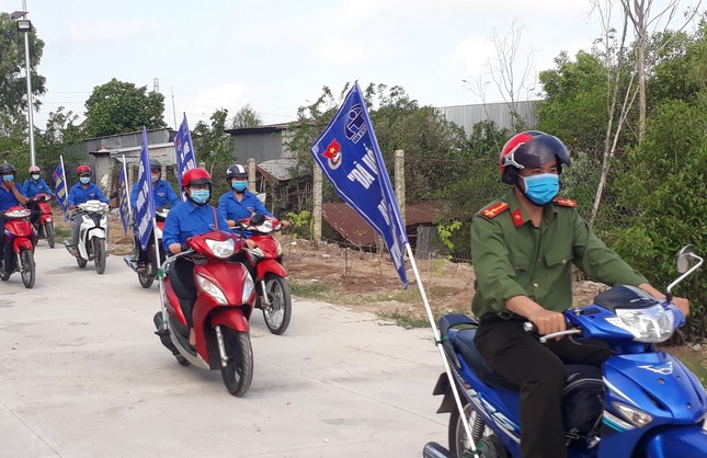 Gần 400 triệu đồng hỗ trợ an sinh xã hội trong ngày ra quân Tháng thanh niên ảnh 7
