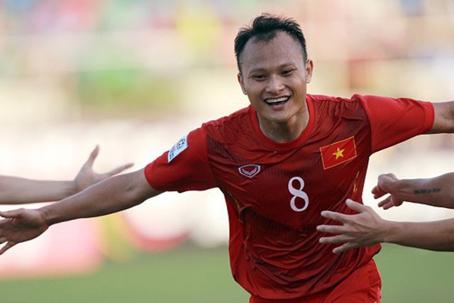 Top 5 cầu thủ Việt Nam xuất sắc nhất ở vòng bảng AFF Cup 2018 ảnh 3