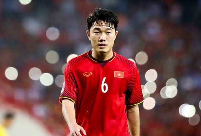 Top 5 cầu thủ Việt Nam xuất sắc nhất ở vòng bảng AFF Cup 2018 ảnh 5
