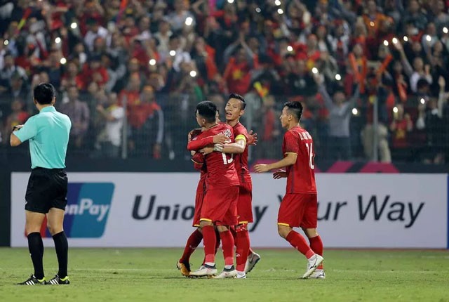 Tuyển Việt Nam dứt điểm nhiều nhất vòng bảng AFF Cup 2018 ảnh 1