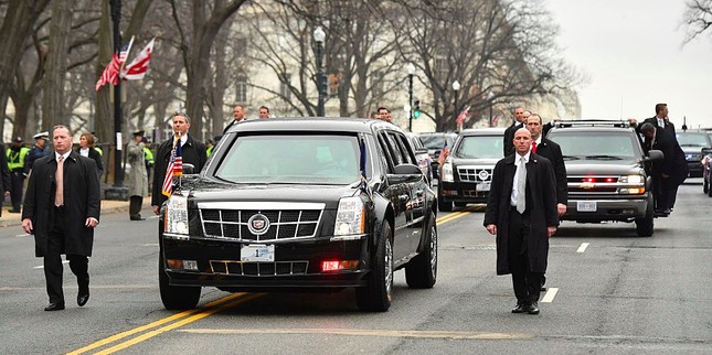 'Pháo đài di động' Cadillac One của Tổng thống Donald Trump có gì? ảnh 2