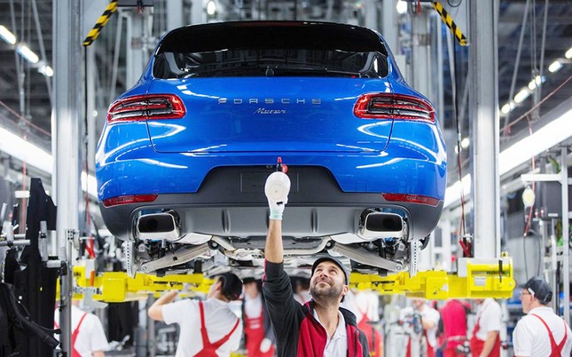Gian lận khí thải, Porsche triệu hồi gần 60.000 xe ảnh 1