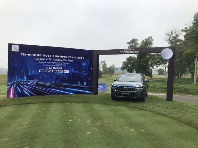 Cận cảnh giải thưởng HIO 'khủng' tại Tiền Phong Golf Champhionship 2021 ảnh 9