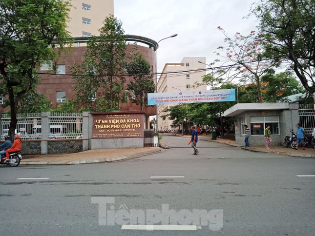 Bệnh nhân nhảy lầu bệnh viện tử vong ở Cần Thơ ảnh 1