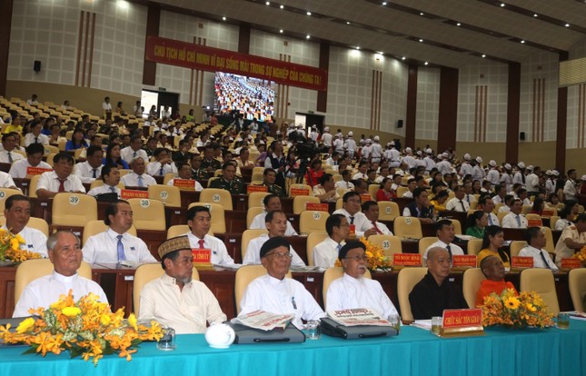 Trà Vinh phấn đấu trở thành tỉnh trọng điểm khu vực ĐBSCL về kinh tế biển ảnh 2