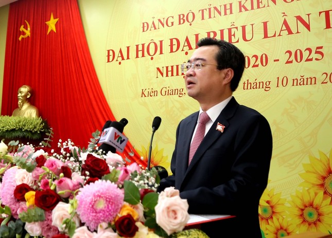 Phó Thủ tướng Thường trực Trương Hoà Bình chỉ đạo Đại hội Đảng bộ tỉnh Kiên Giang ảnh 1
