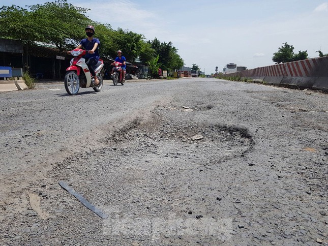 Tuyến tránh Cai Lậy xuất hiện cả ngàn ổ gà, ổ voi ảnh 14