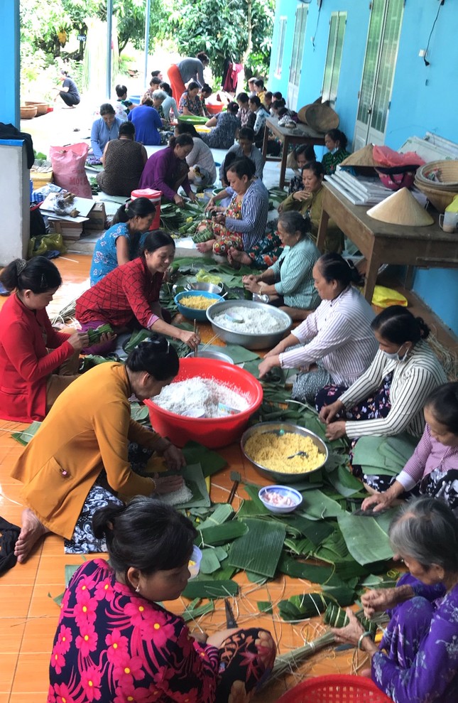Cập nhật: Nhiều tỉnh thành chung tay vì miền Trung ruột thịt ảnh 1