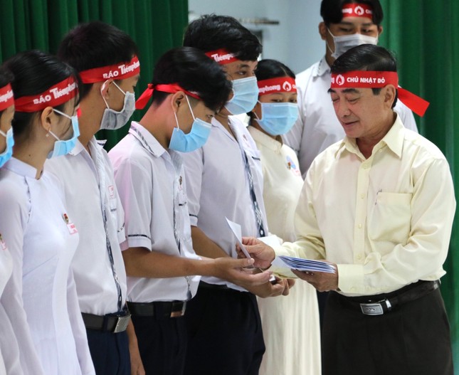 Sôi động Chủ nhật Đỏ lần thứ XIII tại Sóc Trăng ảnh 5
