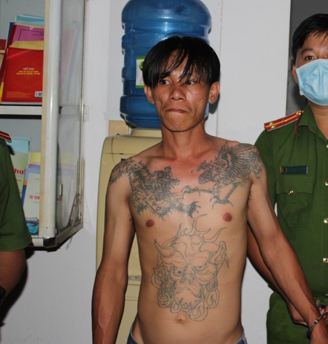 Nghi nổ súng truy sát kinh hoàng trong lúc đòi nợ ở Cần Thơ: Tạm giữ 14 nghi phạm ảnh 2