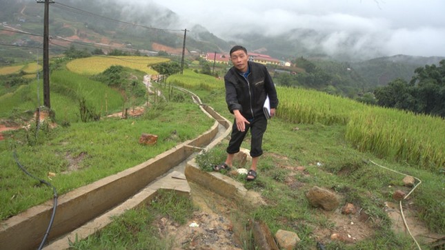 'Bị' tài trợ thoát nghèo ảnh 1