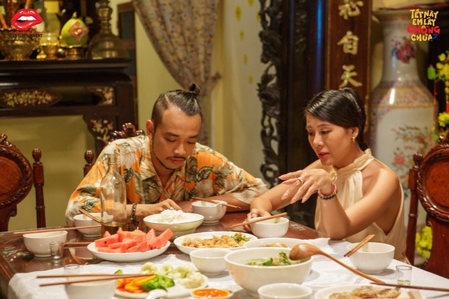 "Kiều nữ làng hài" Nam Thư khóc nức nở khi bị hối thúc chuyện lấy chồng trong dịp Tết ảnh 2