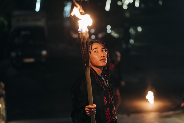 Bình Gold, RichChoi, Chị Cả cùng “vũ trụ rapper” tề tựu trong bản Rap Ca trù độc đáo ảnh 4