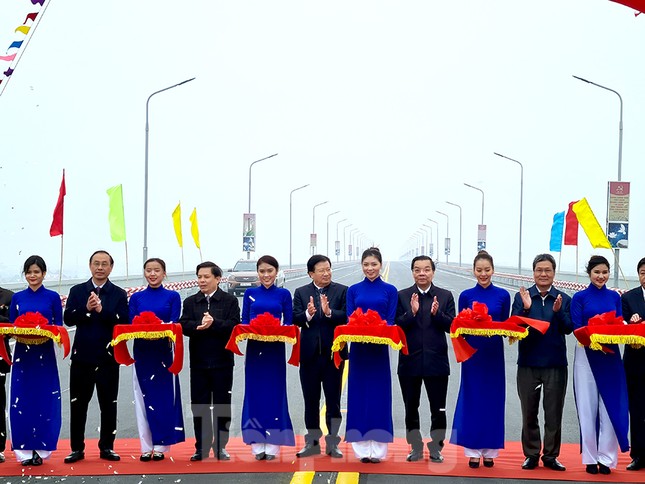 Chính thức thông xe cầu Thăng Long sau 6 tháng dừng hoạt động để sửa chữa ảnh 2
