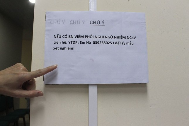 Các bệnh viện 'căng mình trực chiến' chống bệnh viêm phổi do corona ảnh 1
