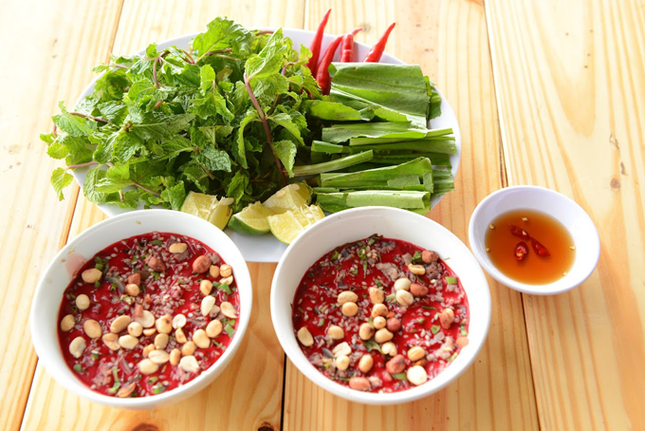 Những món ăn 'chết người' thèm đến mấy cũng nên tránh trong mùa dịch Covid-19 ảnh 1
