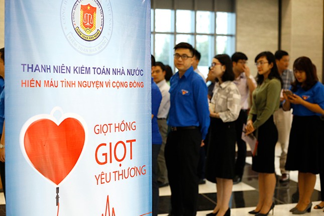 Đoàn Thanh niên Kiểm toán Nhà nước hiến máu tình nguyện ảnh 1