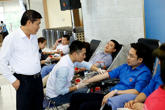 Đoàn Thanh niên Kiểm toán Nhà nước hiến máu tình nguyện ảnh 7