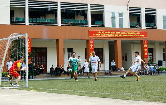 Tuổi trẻ quân đội giao lưu thể thao ảnh 6