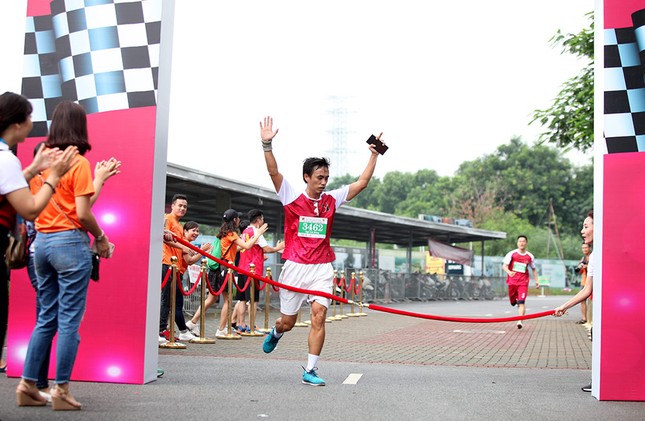 Giải chạy Marathon gây quỹ từ thiện của Đoàn Thanh niên Agribank ảnh 14
