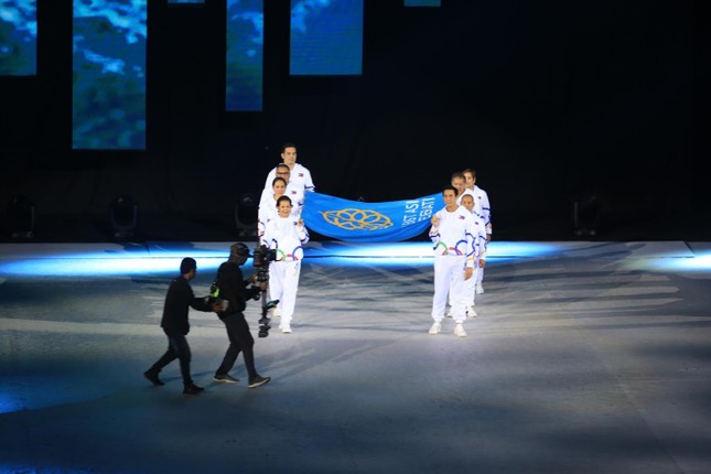SEA Games 30 chính thức bắt đầu sau lễ khai mạc lung linh sắc màu ảnh 15
